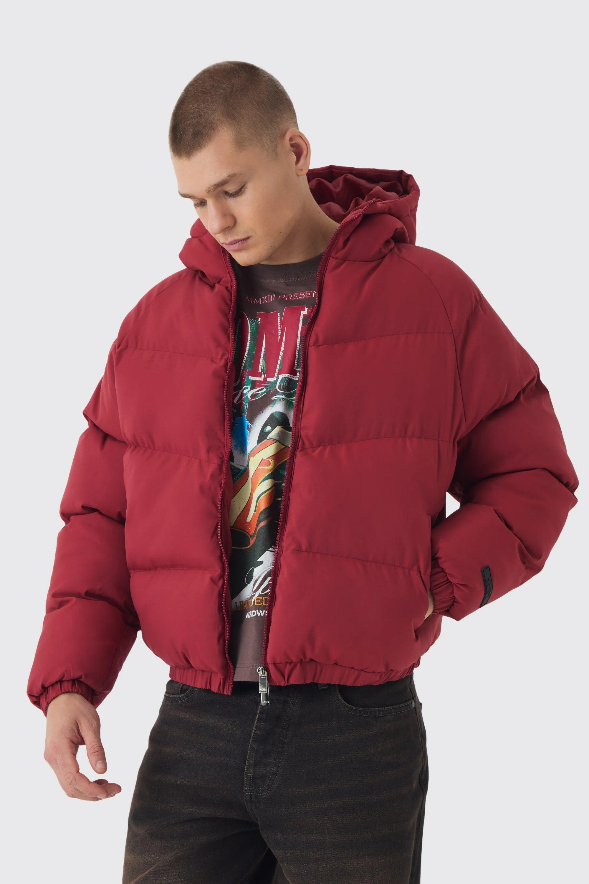 Man Regular Fit Hooded Puffer Coat In Red