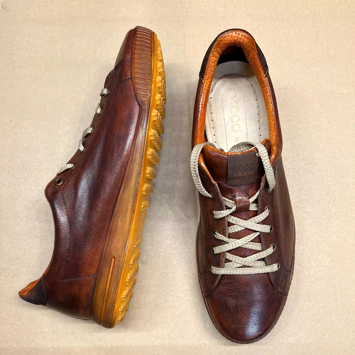 Men’s Ecco Street Premier Cleat-less Golf Shoe • Mahogany  Leather • Size 46