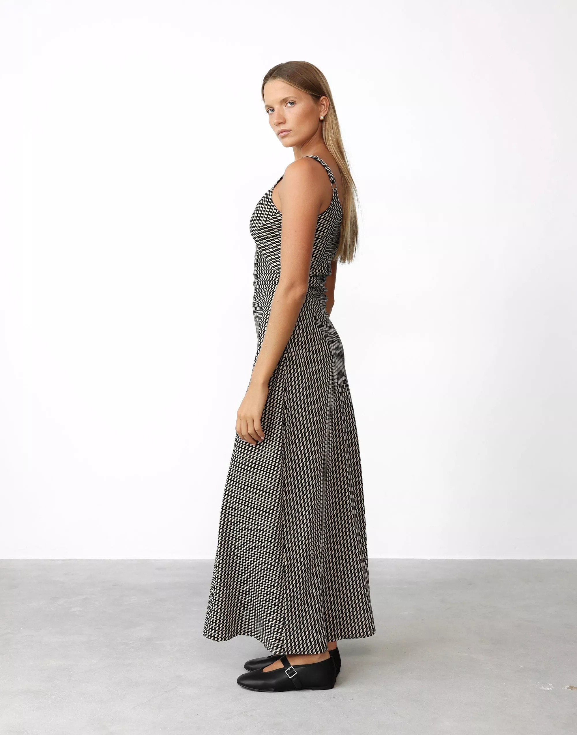 Zaya Maxi Dress (Sand Ripple)